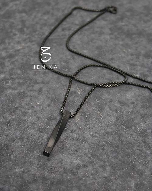 گردنبند استیل ویتالی خمیده مشکی