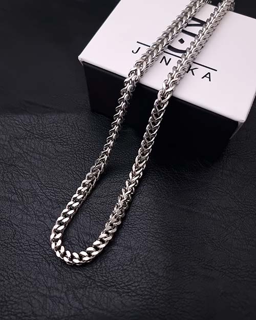 گردنبند استیل مکعبی