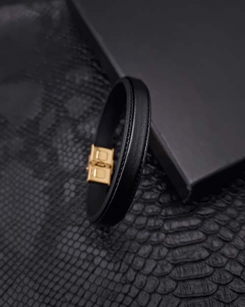 دستبند چرم طبیعی مشکی 