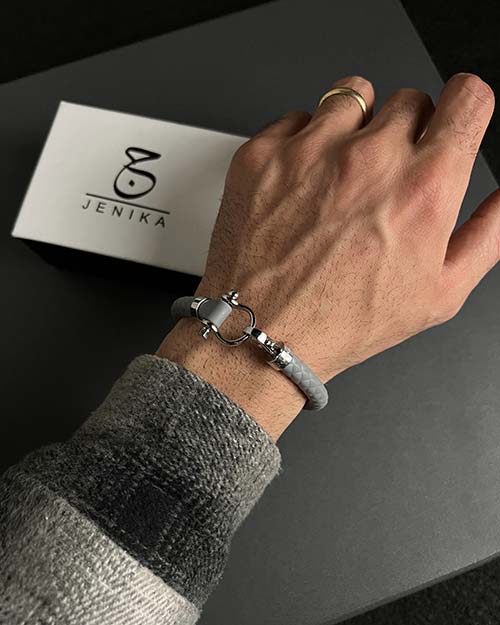 دستبند مردانه امگا رابر طوسی 