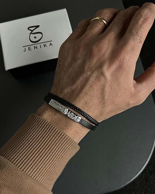 دستبند چرم مردانه ورساچه 