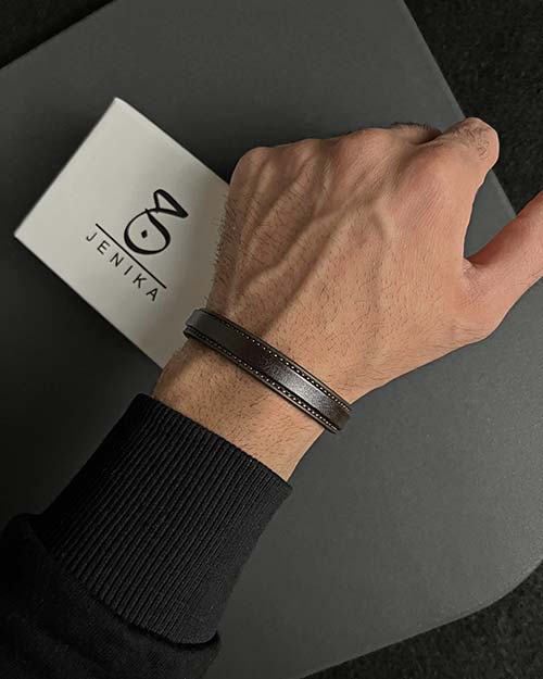 دستبند چرم طبیعی قهوه ای